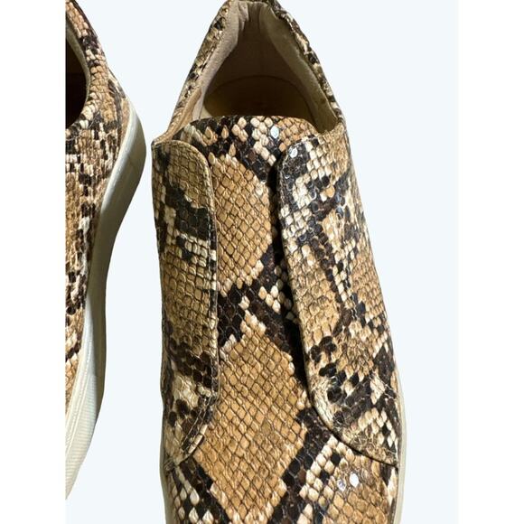 J/Slides Embossed Snake Slip On Platform Sneakers Size 7.5 - Picture 2 of 7